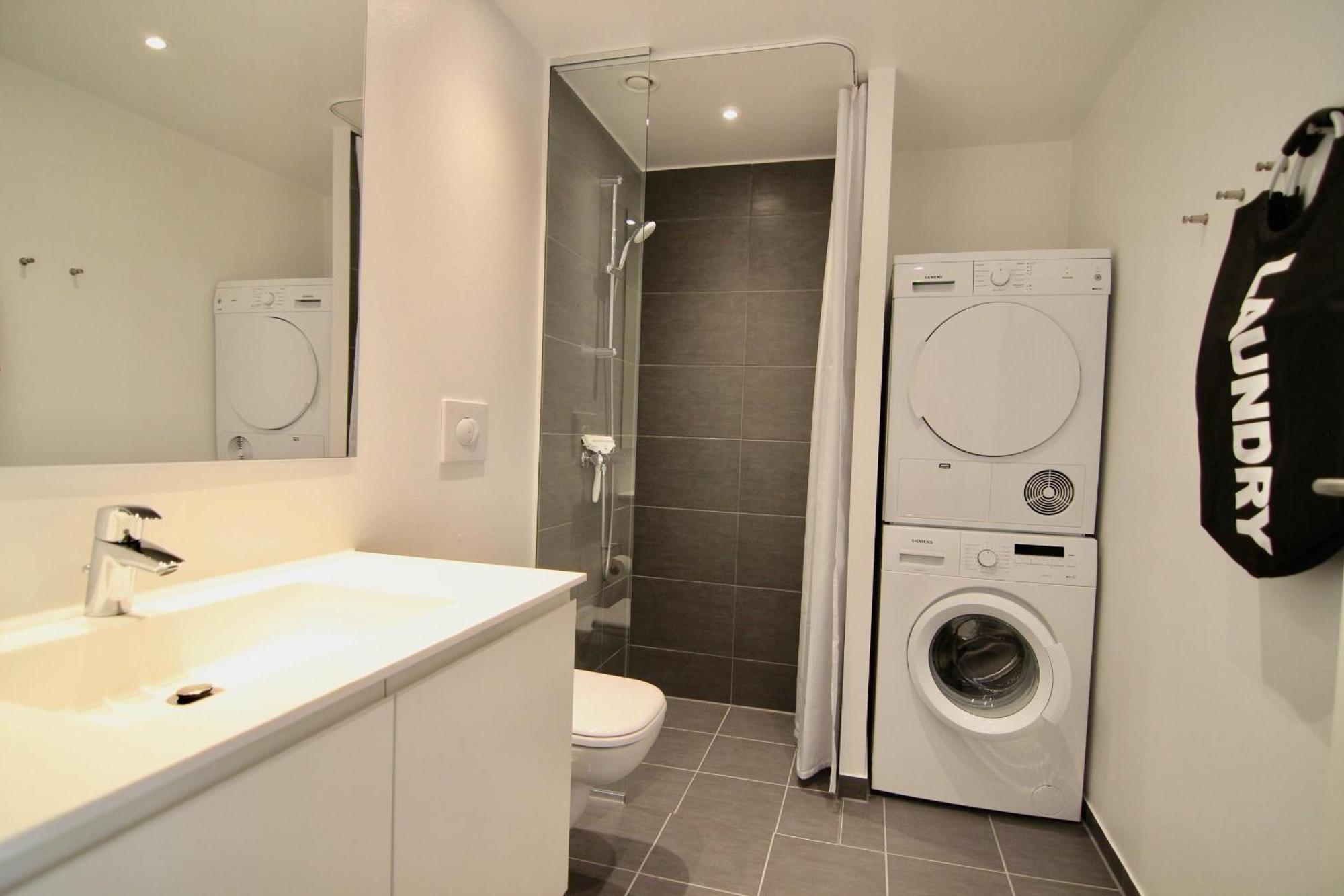 Fantastic 2-bed W Balcony In Orestaden